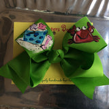 HAND PAINTED APPLE GREEN SAND BUCKET & CRAB BOW- LARGE