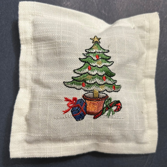EMBROIDERED CHRISTMAS TREE SACHET