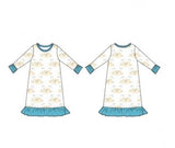 Nativity Gown: 2/3