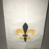 EMBROIDERED GUEST TOWEL BLACK & GOLD FLEUR DE LIS
