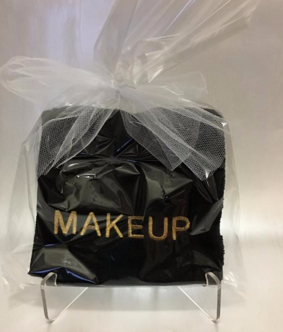 EMBROIDERED MAKEUP WASH CLOTH
