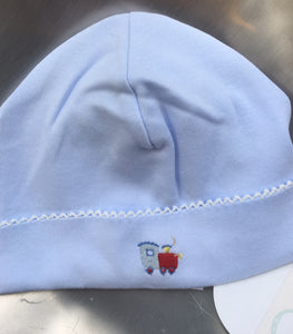 KNIT INFANT CAP BLUE EMBROIDERED TRAIN