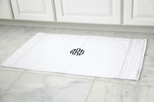 EMBROIDERED BATH MAT 2PC WHITE SET