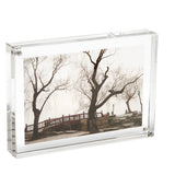 ORIGINAL MAGNETIC PICTURE FRAME® 8” x 10”