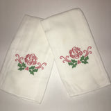 MONOGRAM CHRISTMAS HOLLY BURP CLOTH